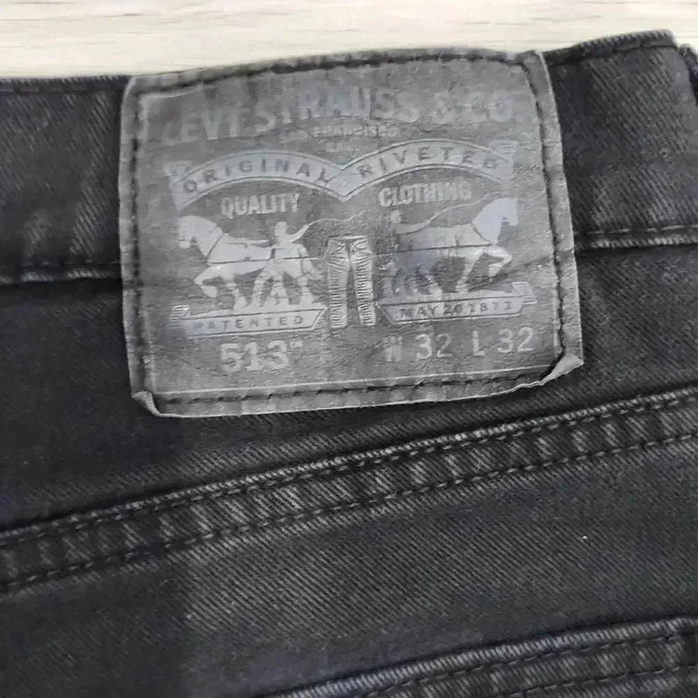 Levi's Men's Mid-Rise 513 Five Pocket Straight Leg Jeans Size Black W32 L32